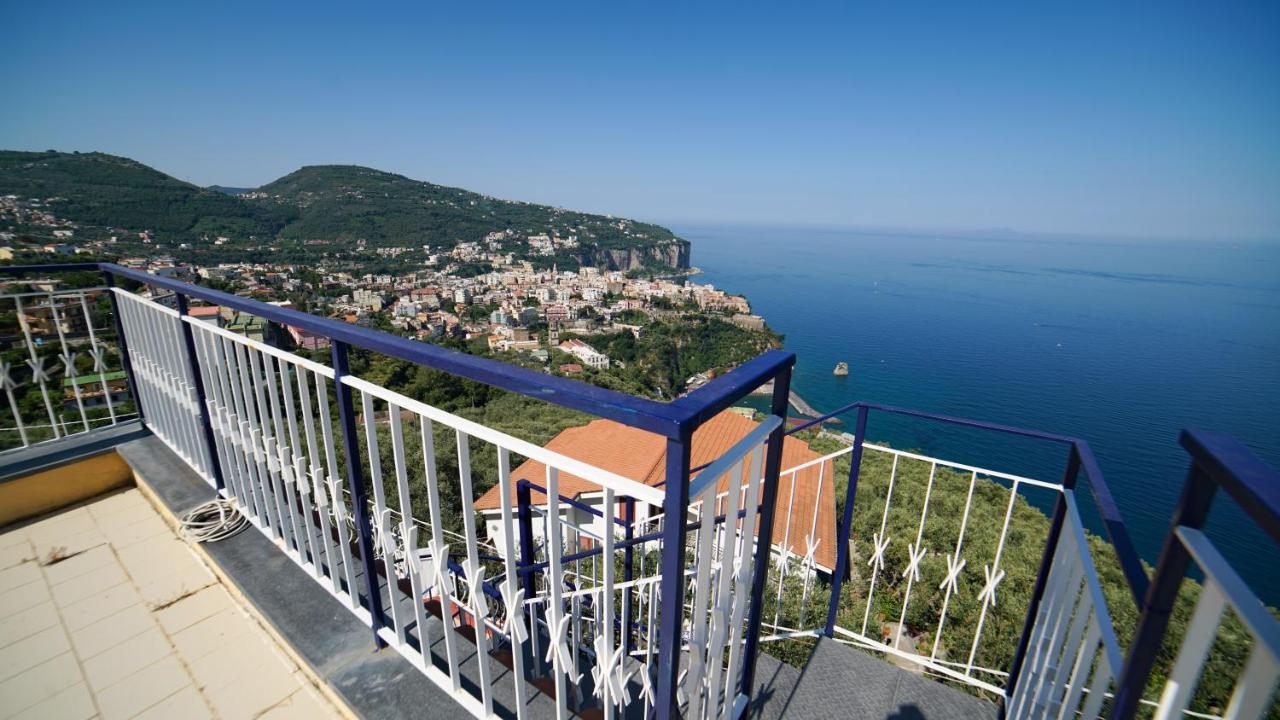 Mira Vico Apartments Vico Equense Exterior photo